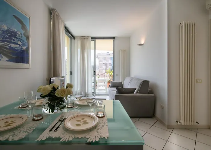 Gran Torino 17 Apartamento Cattolica